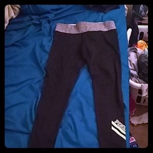 VS Pink leggings
